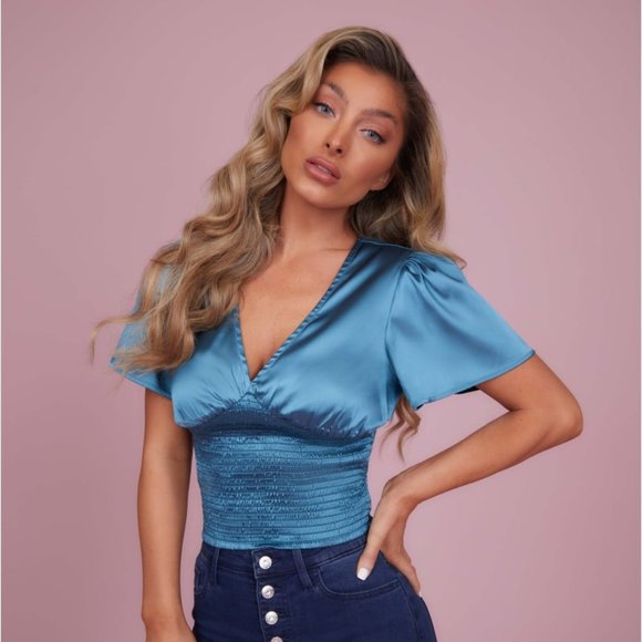 Guess Angelic Smocked Top - Picture 2 of 2